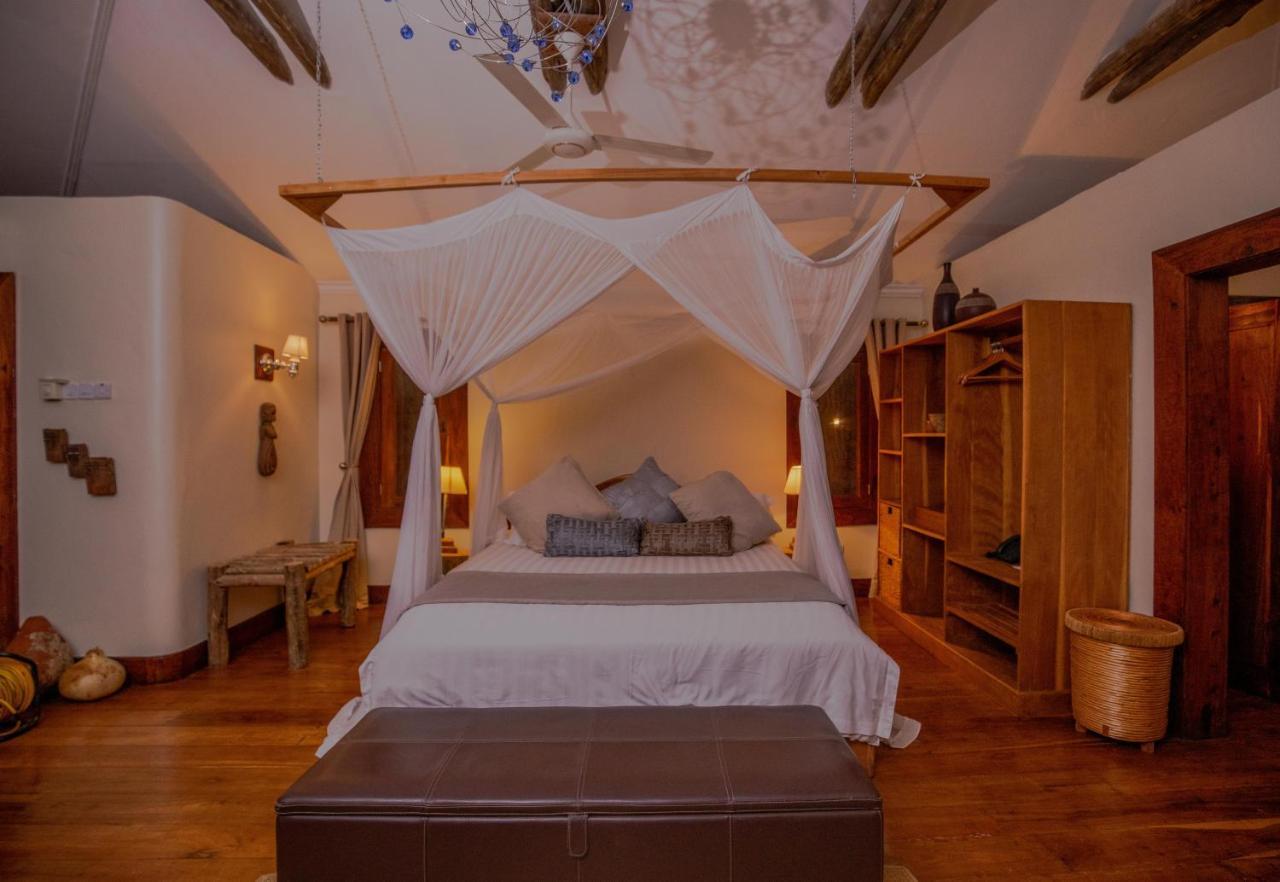 Escarpment Luxury Lodge Manyara Mto wa Mbu Dış mekan fotoğraf