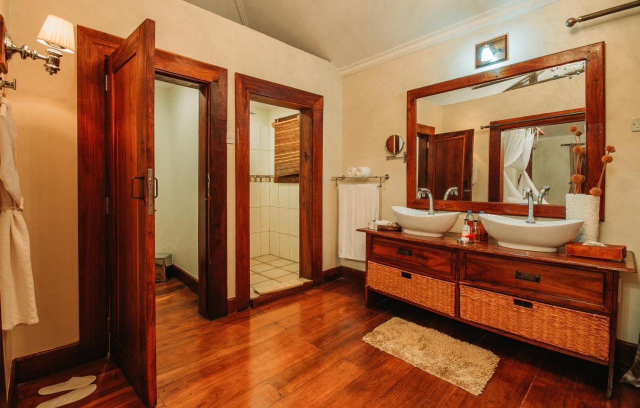 Escarpment Luxury Lodge Manyara Mto wa Mbu Dış mekan fotoğraf
